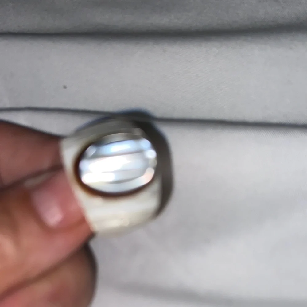 Stylish Wearable mother of pearl ring very pretty